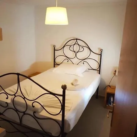 Sani House 5 Minute Walk To The بيت للعطل باراليا ساني
