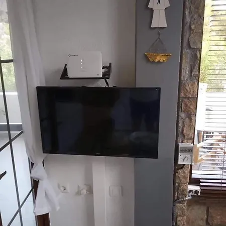 بيت للعطل Sani House 5 Minute Walk To The *
